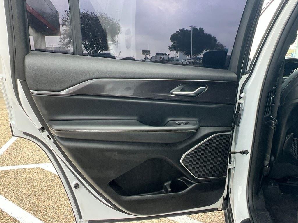 2022 Jeep Grand Cherokee L Altitude