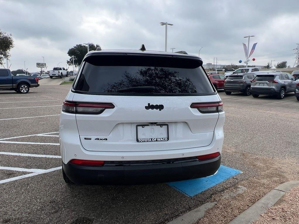 2022 Jeep Grand Cherokee L Altitude