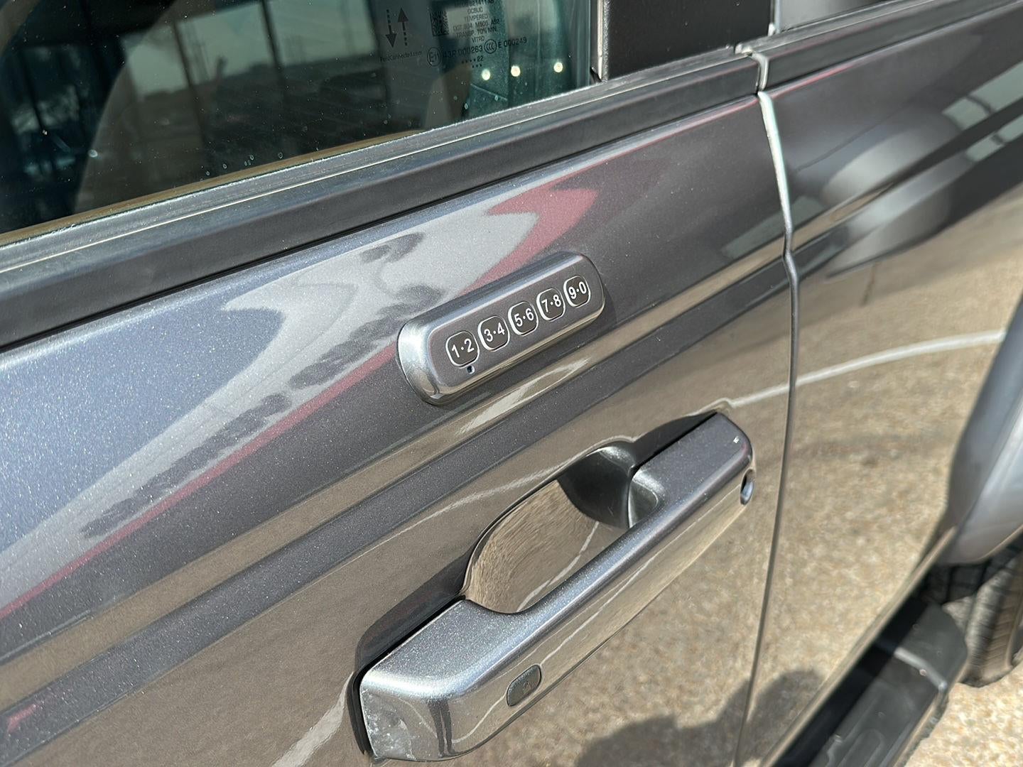 2022 Ford BRONCO Base