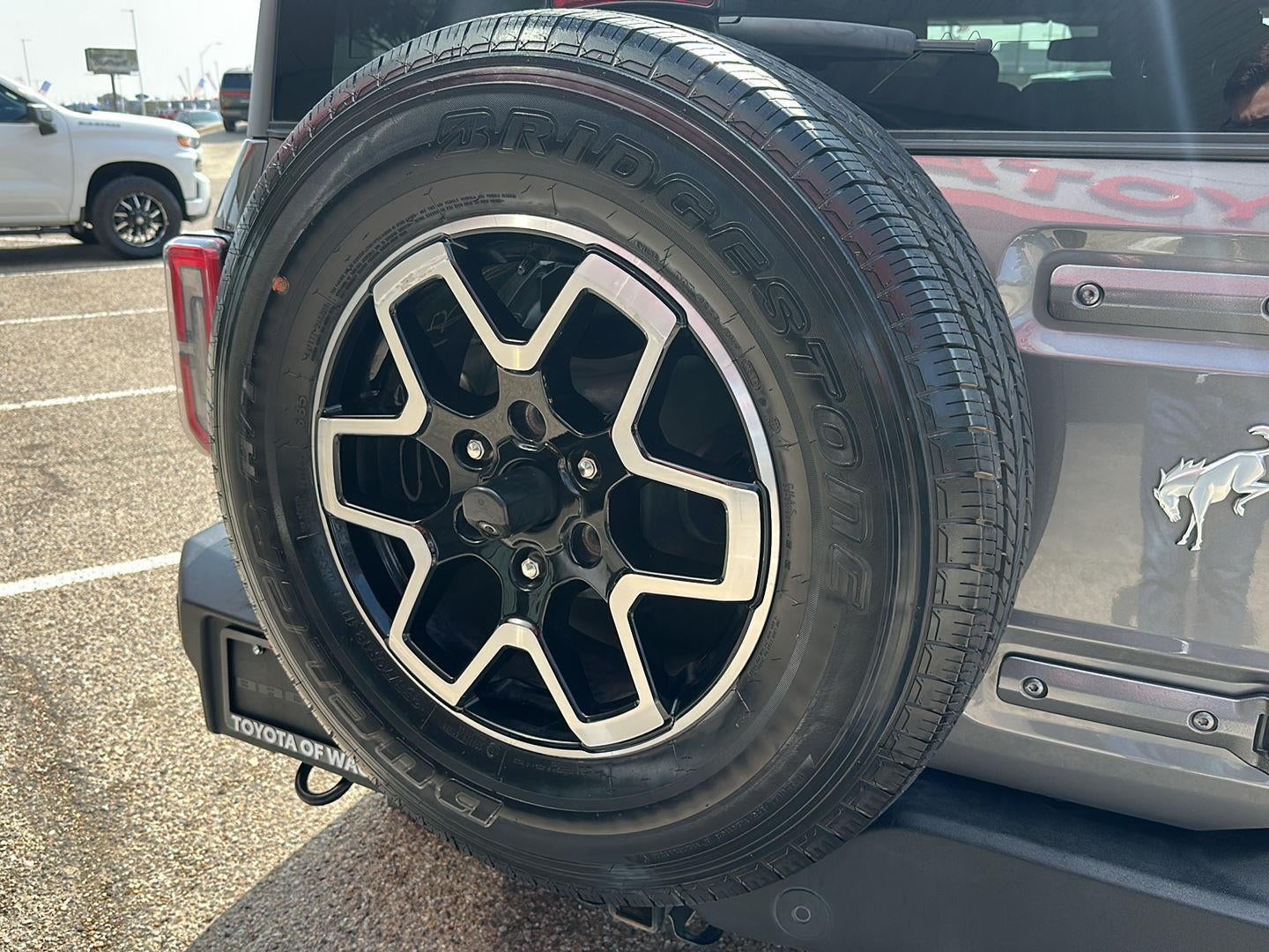 2022 Ford BRONCO Base