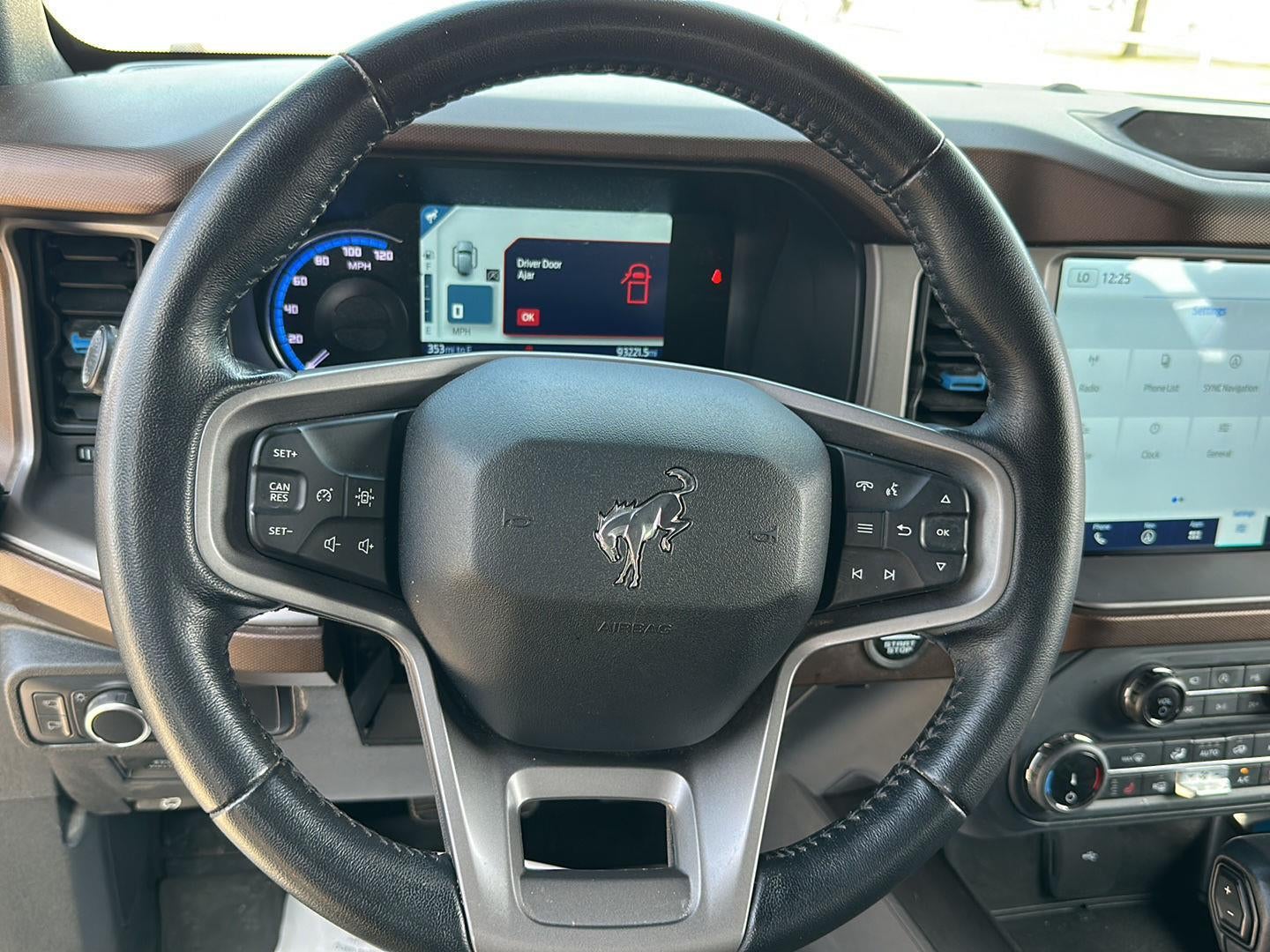 2022 Ford BRONCO Base