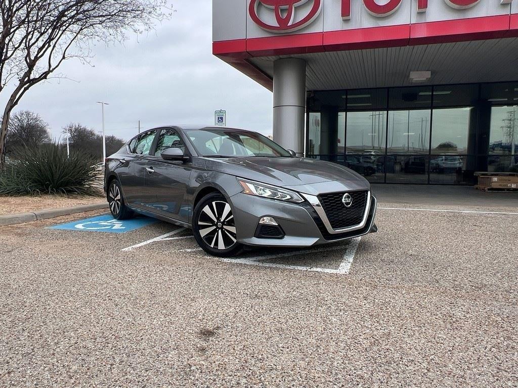 2021 Nissan Altima 2.5 SV