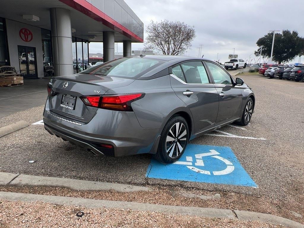 2021 Nissan Altima 2.5 SV