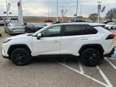 2025 Toyota RAV4 XLE