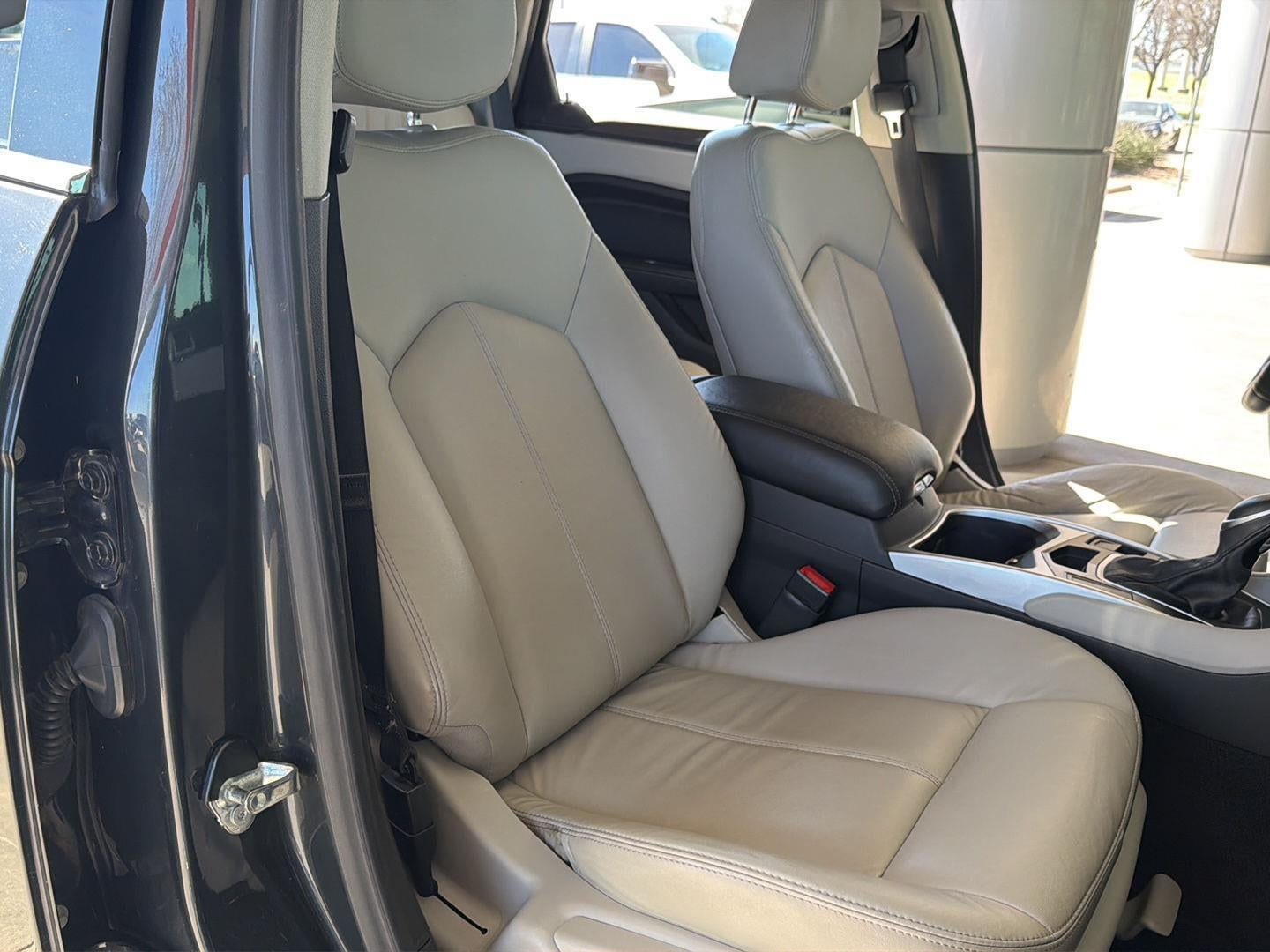 2016 Cadillac SRX Base