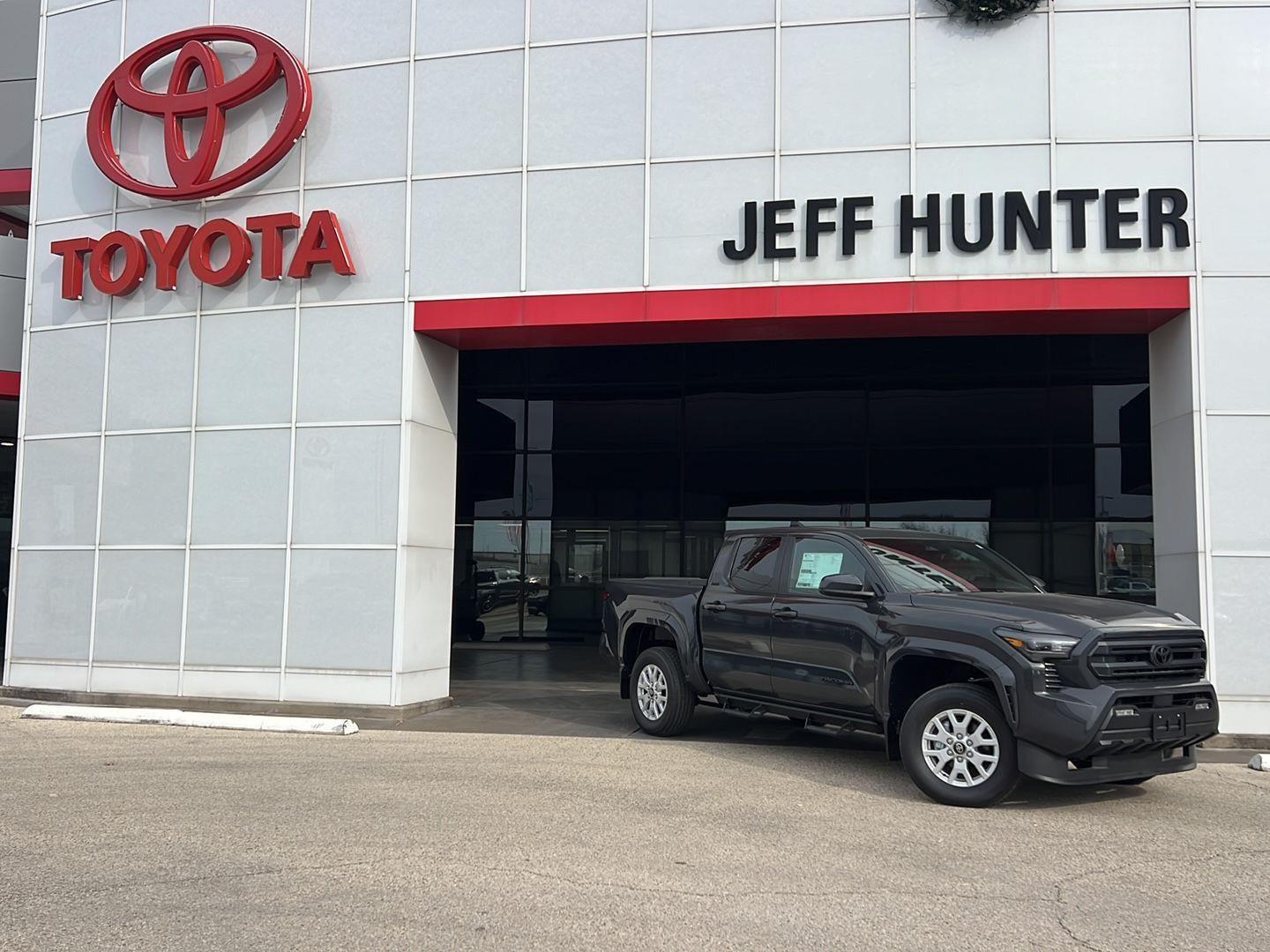 2025 Toyota Tacoma SR5