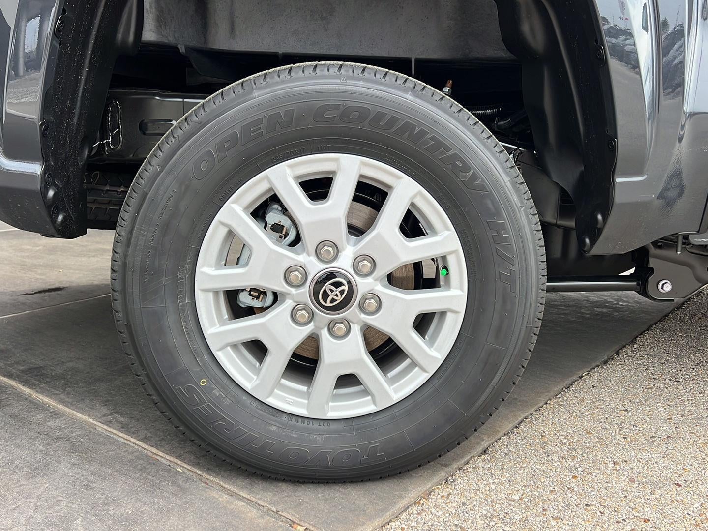 2025 Toyota Tacoma SR5