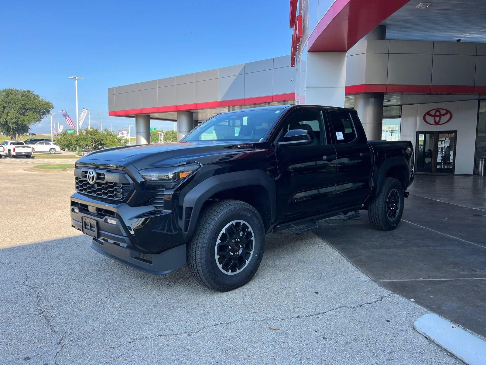 2025 Toyota Tacoma i-FORCE MAX TRD Off-Road i-FORCE MAX