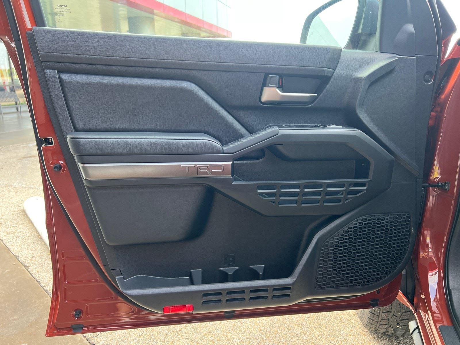 2025 Toyota Tacoma i-FORCE MAX TRD Off-Road i-FORCE MAX