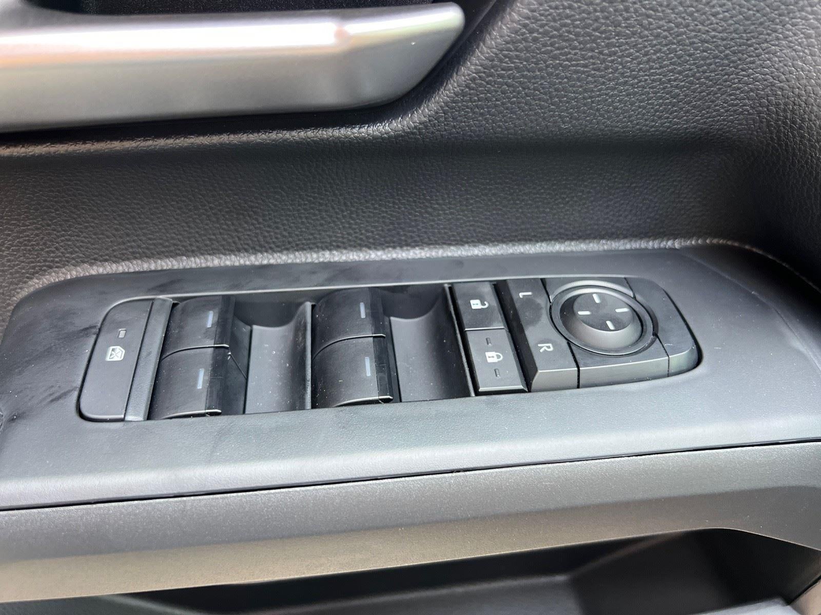 2025 Toyota Tacoma i-FORCE MAX TRD Off-Road i-FORCE MAX