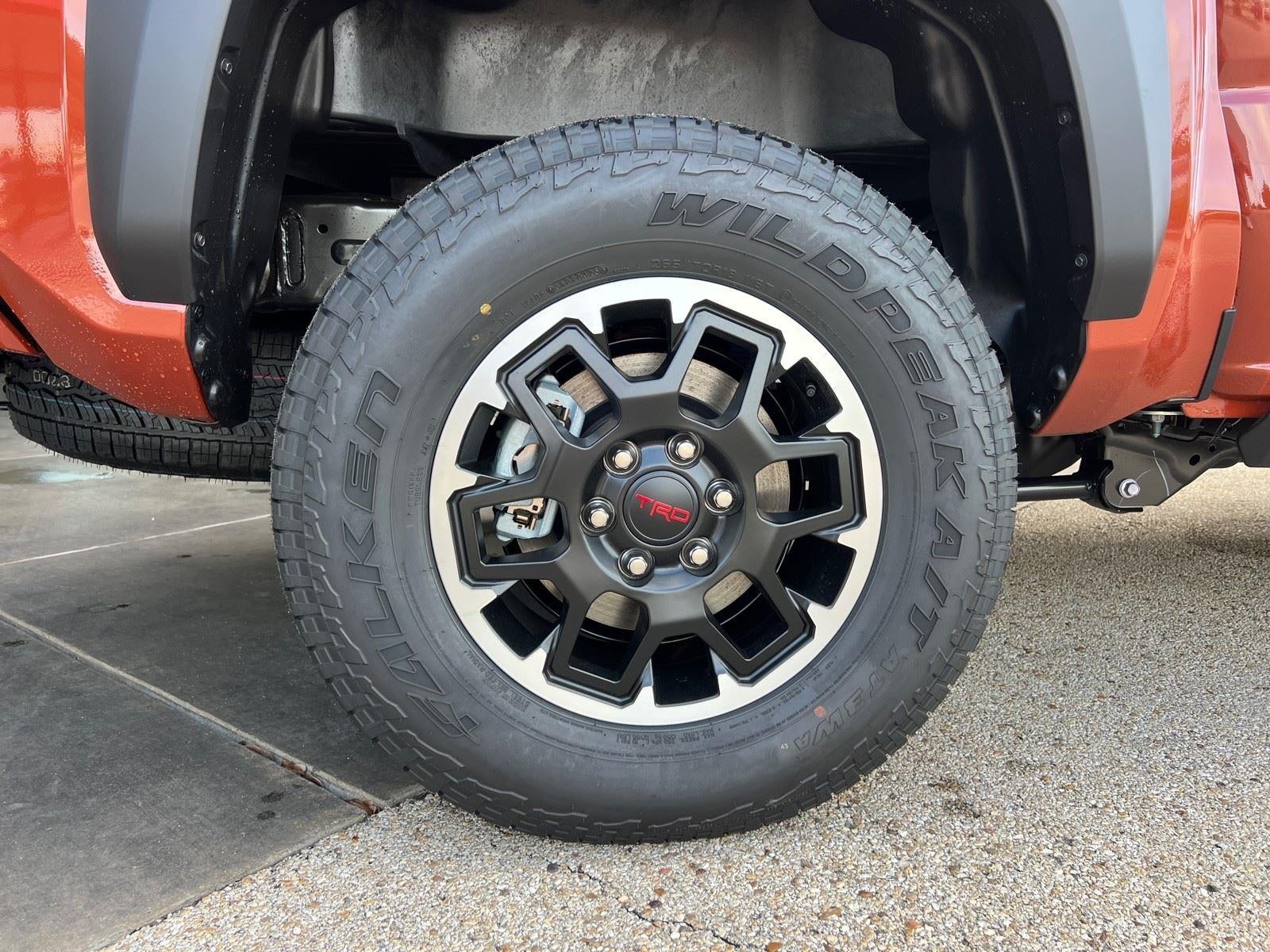 2025 Toyota Tacoma i-FORCE MAX TRD Off-Road i-FORCE MAX