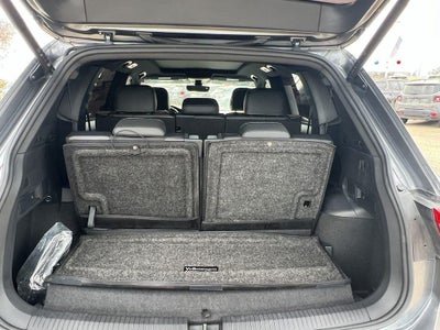 2024 Volkswagen Tiguan SE R-Line Black