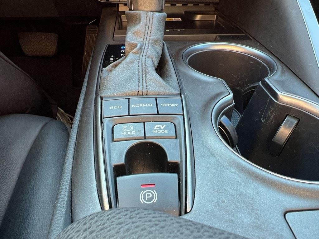 2024 Toyota Camry Hybrid XSE