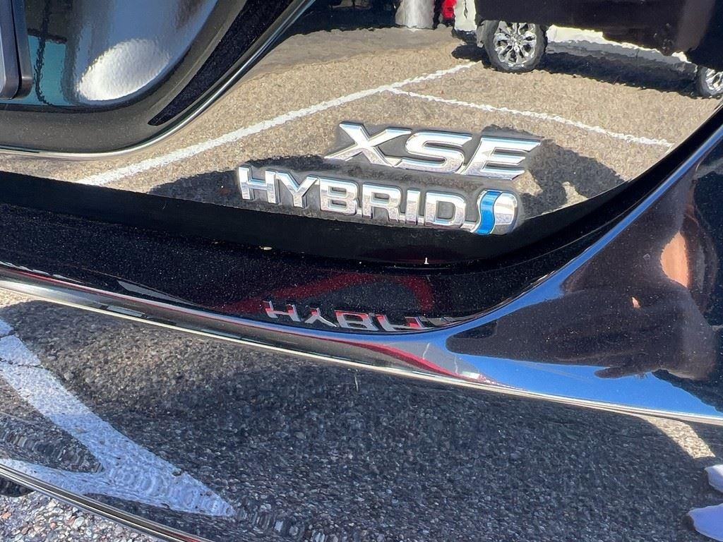 2024 Toyota Camry Hybrid XSE