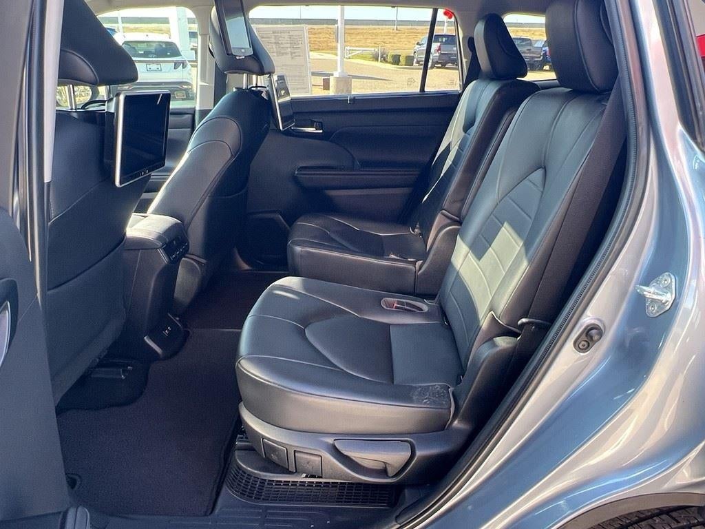 2020 Toyota Highlander Hybrid XLE