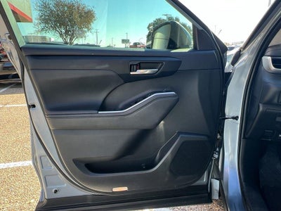 2020 Toyota Highlander Hybrid XLE