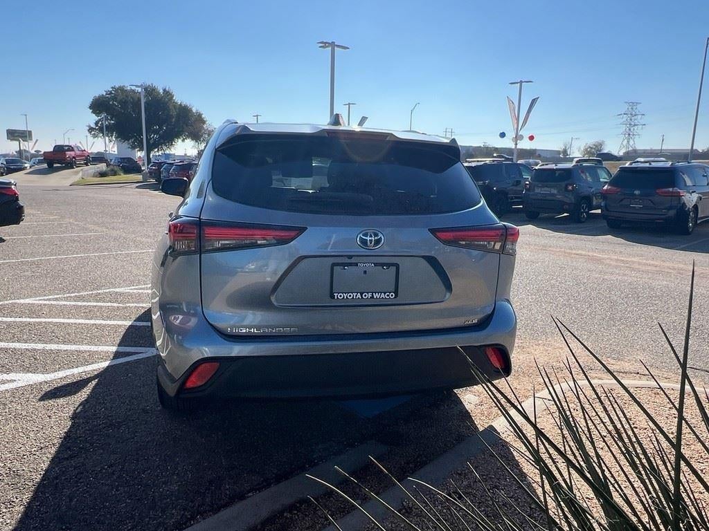 2020 Toyota Highlander Hybrid XLE