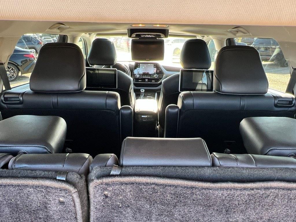 2020 Toyota Highlander Hybrid XLE