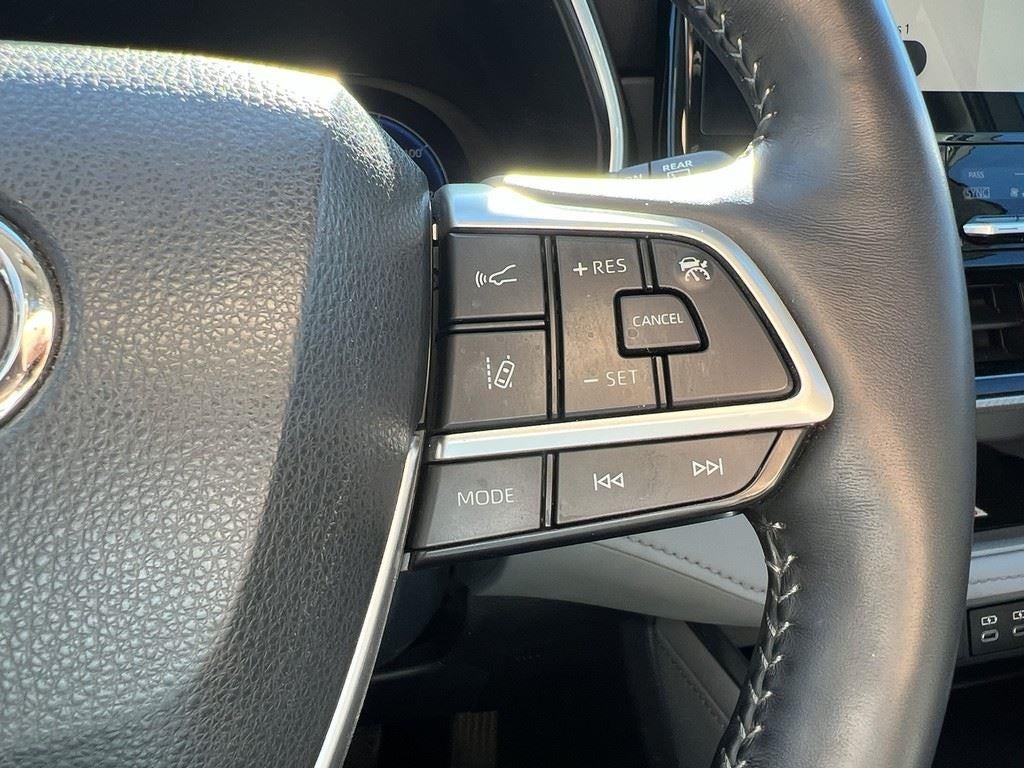 2023 Toyota Highlander Platinum