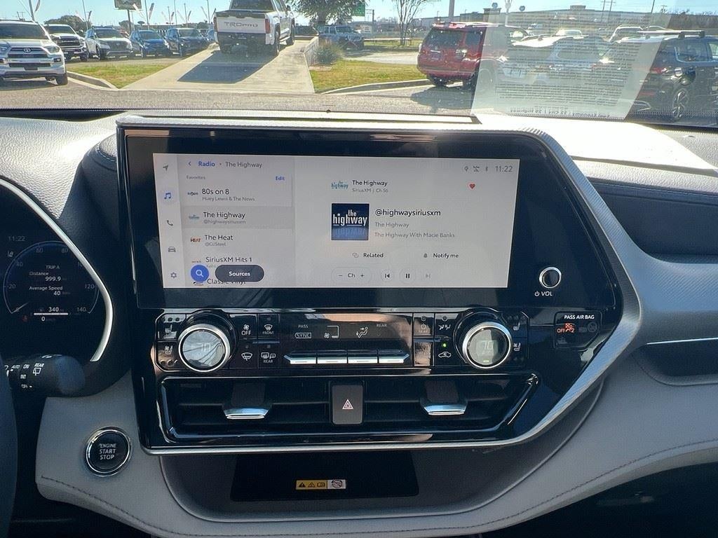 2023 Toyota Highlander Platinum