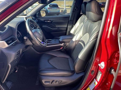 2024 Toyota Highlander XSE