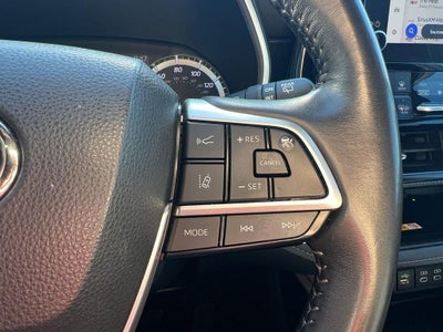 2024 Toyota Highlander XSE