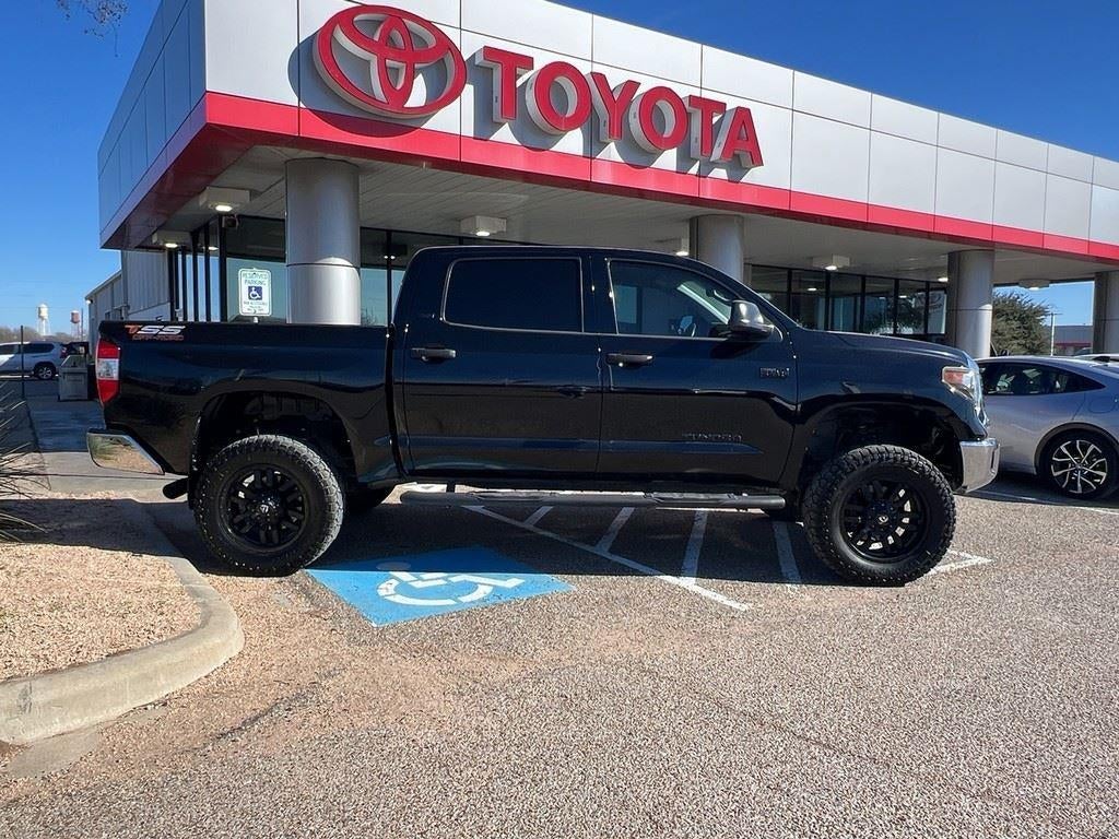 2020 Toyota Tundra SR5