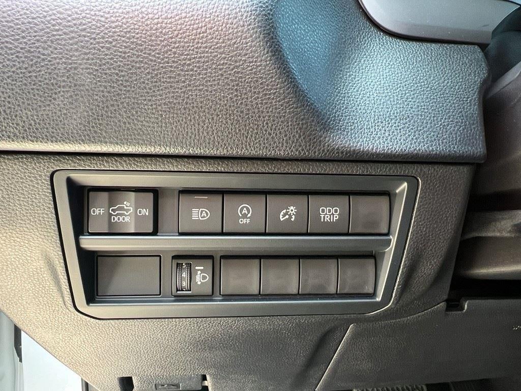 2026 Toyota TUNDRA 4X2 SR