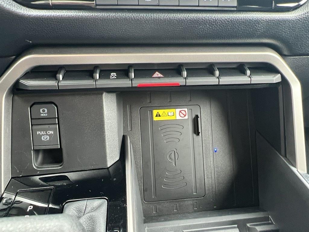 2026 Toyota TUNDRA 4X4 SR5