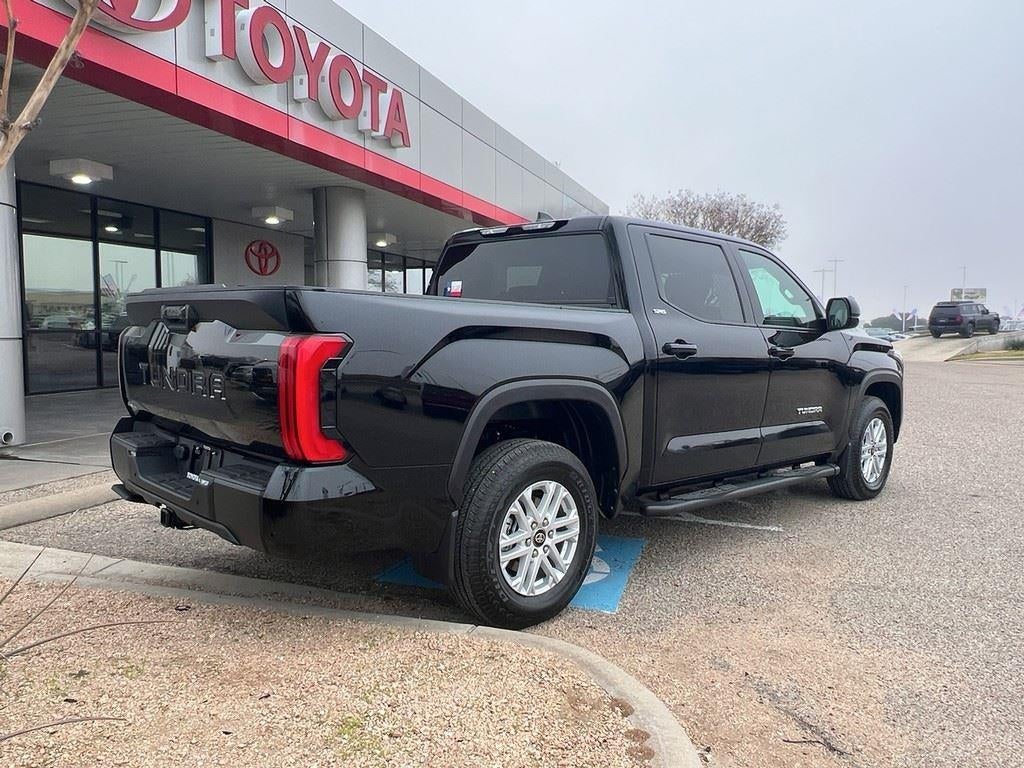 2026 Toyota TUNDRA 4X4 SR5