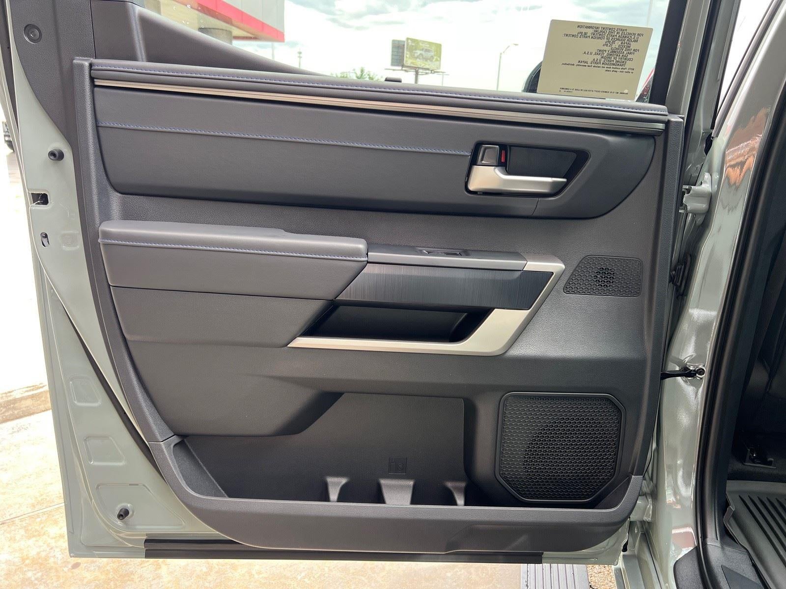 2026 Toyota Tundra i-FORCE MAX Platinum i-FORCE MAX