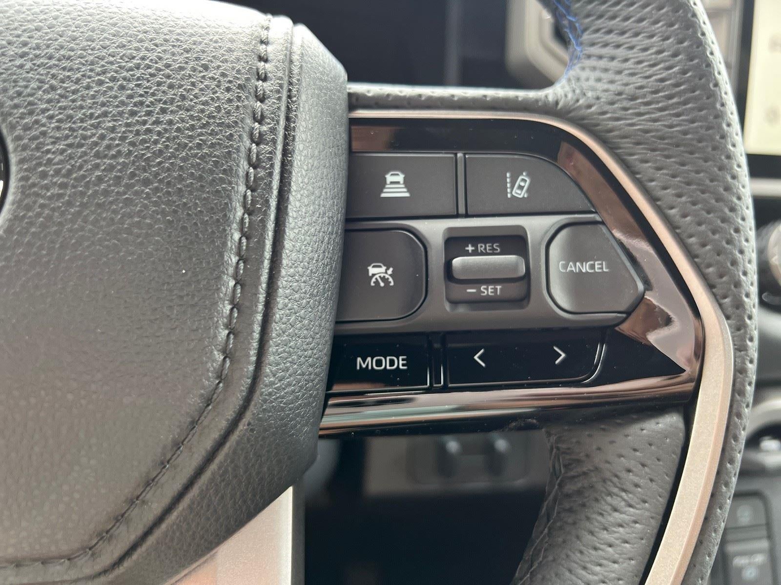 2026 Toyota Tundra i-FORCE MAX Platinum i-FORCE MAX