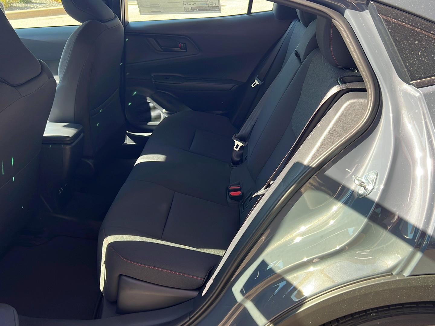 2026 Toyota Prius Plug-in Hybrid SE