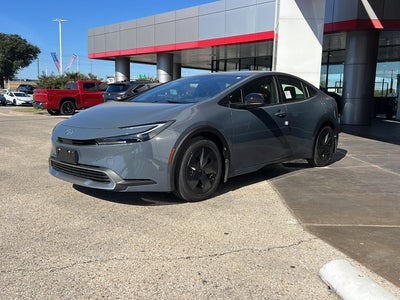 2026 Toyota Prius Plug-in Hybrid SE