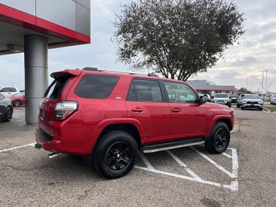 2022 Toyota 4Runner SR5