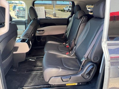 2024 Kia Carnival SX