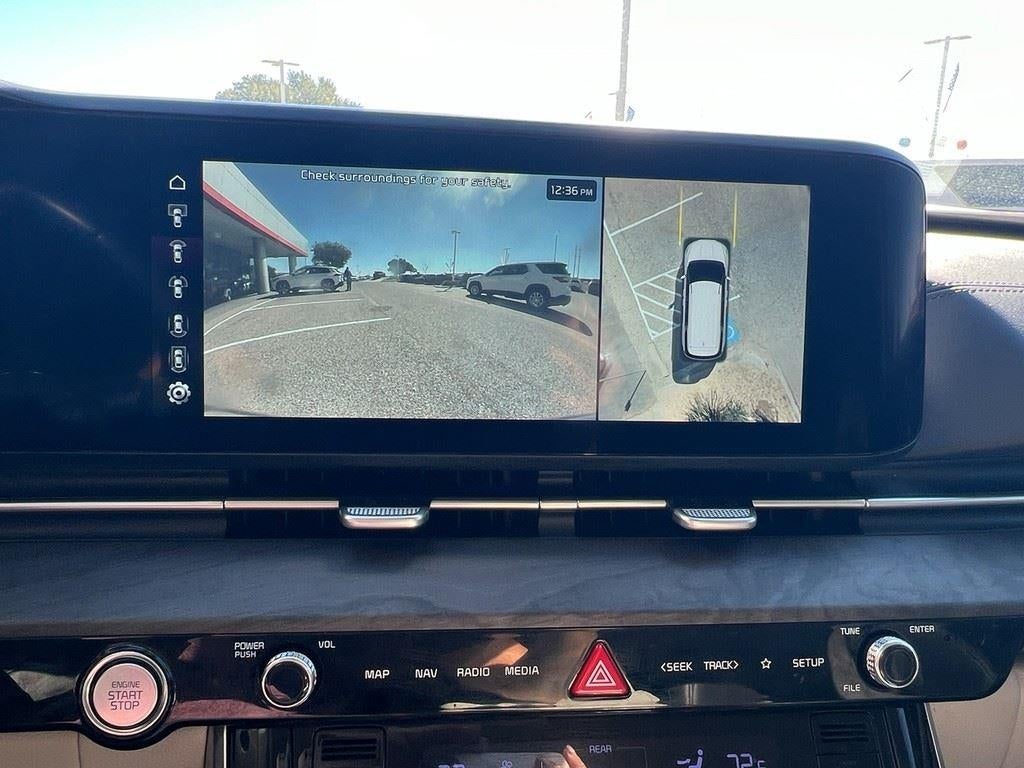 2024 Kia Carnival SX