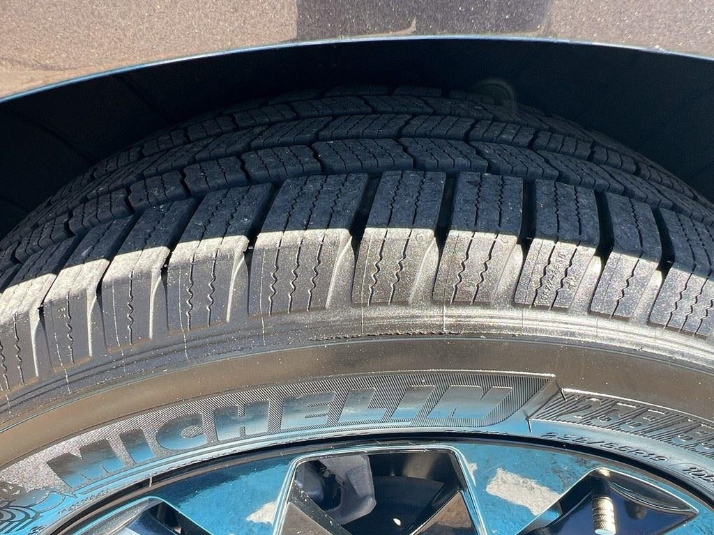 2024 Kia Carnival SX